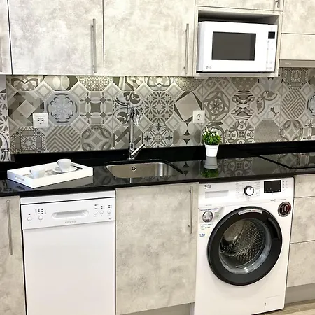 Apartbeach Palmeras Climatizado Y Junto Playa * La Pineda